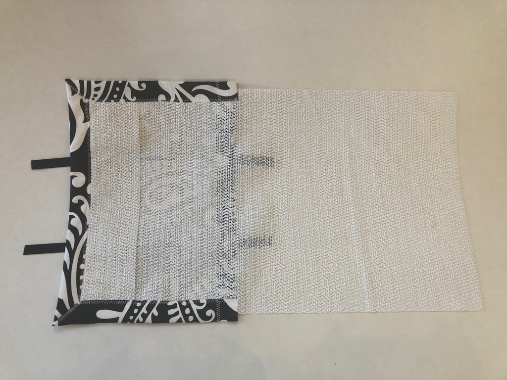 Blingzy® Jewelry Travel Roll - SAMOA BLACK with White Liner