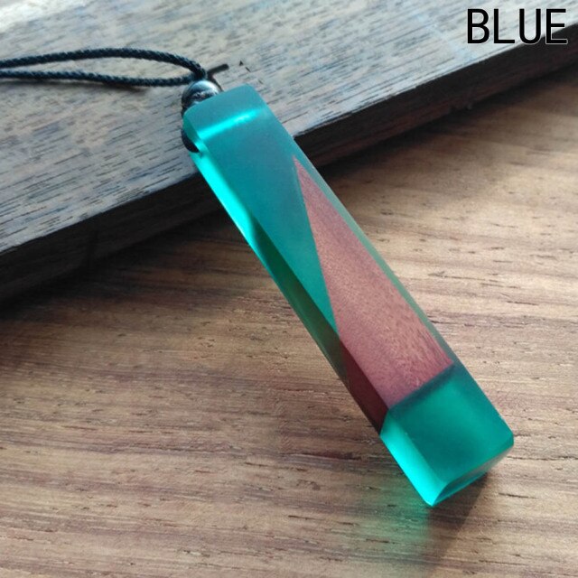 Personality Pendants Sweaters Chain Mahogany Solid Wood Solidification Resin Handmade Pendant Random Delivery