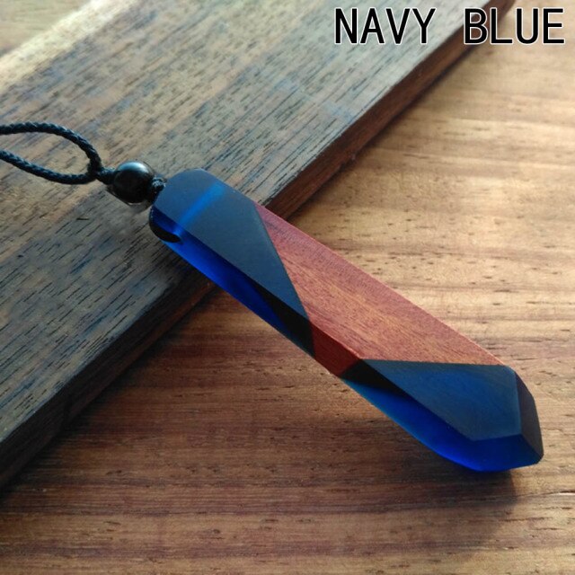 Personality Pendants Sweaters Chain Mahogany Solid Wood Solidification Resin Handmade Pendant Random Delivery